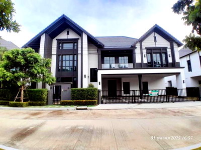 Houses for sale Bangkok : HOME 123.5 Sq.w. Khlong Sam Wa Bangkok for 27.5M