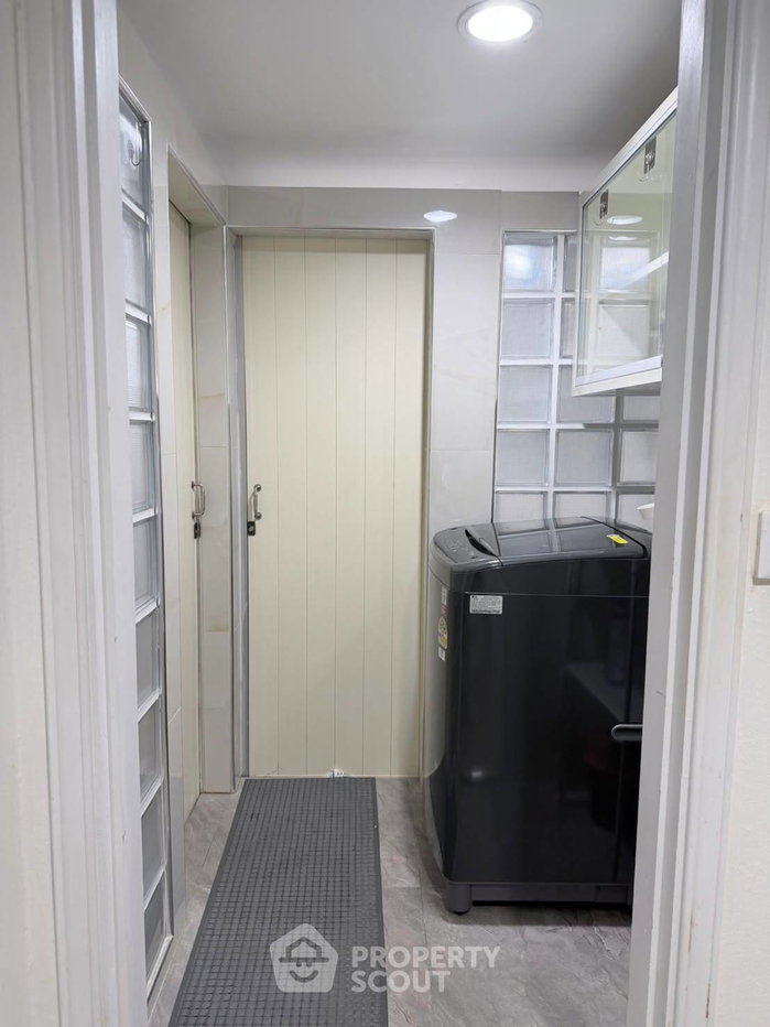 picture 90m To BTS Chong Nonsi | 2-BR Diamond Tower Condominium (ID 3319759) - 8/17