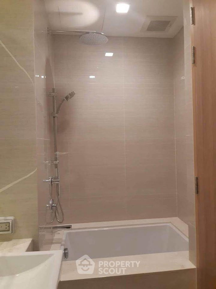 picture 2-BR Condo at Noble Be 33 near BTS Phrom Phong (ID 3219612) - 9/13