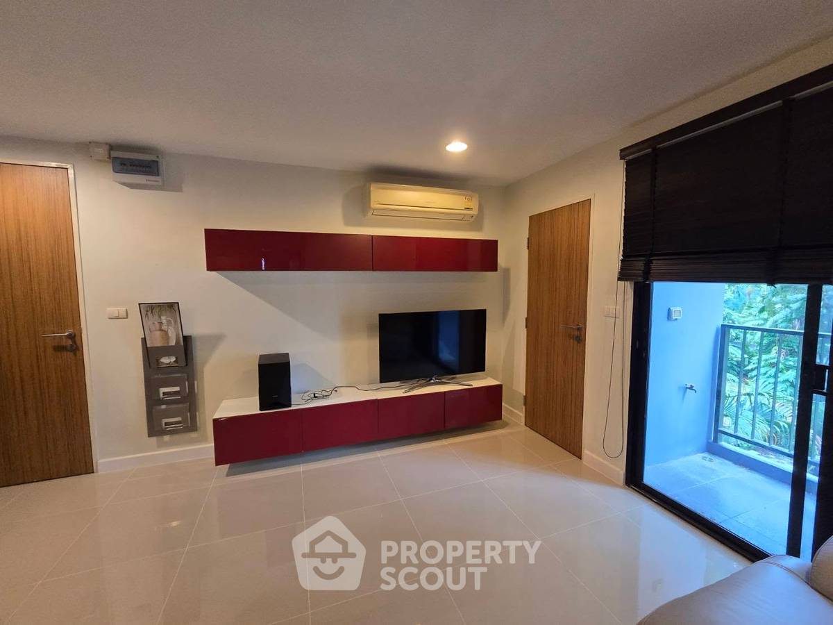 รูป คอนโด 1-ห้องนอน ที่ ซีนิธ เพลส สุขุมวิท 42 คอนโดมิเนียม ใกล้ BTS เอกมัย (ID 3319084) - รูปที่ 3/10