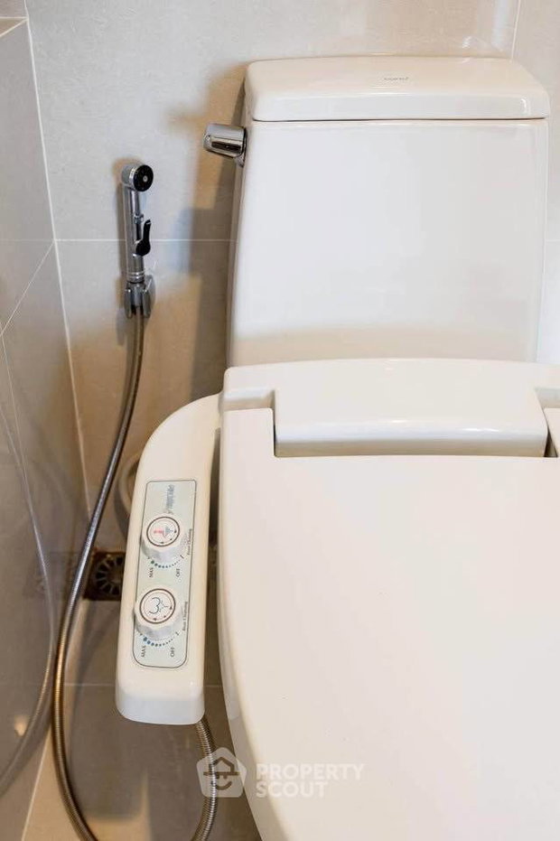 picture 1-BR Condo at Rhythm Sukhumvit 44/1 near BTS Phra Khanong (ID 3318191) - 8/9
