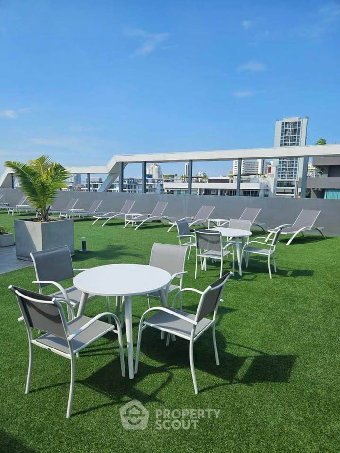 picture Pet-Friendly 2-BR Condo For Sale At Siam Oriental Star (ID 3317783) - 14/16
