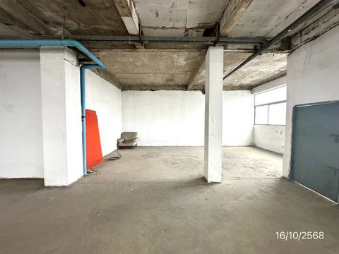 CONDO 570 Sq.m. Bangkok Noi Bangkok for 8.4M