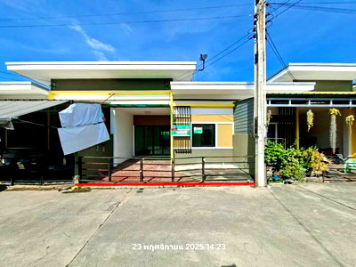 ขายทาวน์โฮม : ทาวน์เฮ้าส์ 20.6 ตร.วา ญาตาวี 3 นิคมพัฒนา ระยอง 935,000