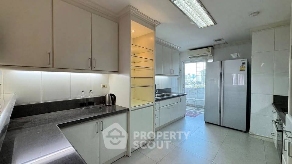 รูป กว้างขวาง 3 ห้องนอน 164 ตร.ม. ที่ Richmond Palace Condominium ใกล้ BTS พร้อมพงษ์ (ID 3318012) - รูปที่ 8/18