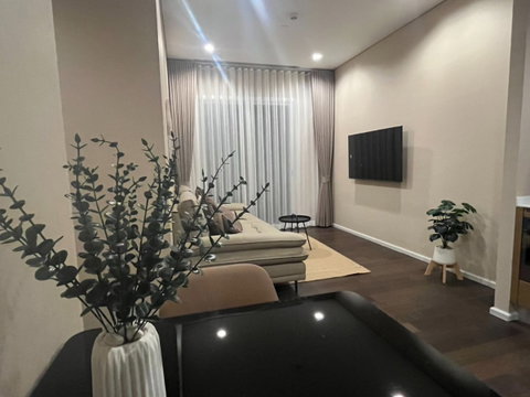 เช่าคอนโด The Saint Residences/เดอะ เซนต์ เรสซิเดนซ์ (J6909030) ID Line : @condo65