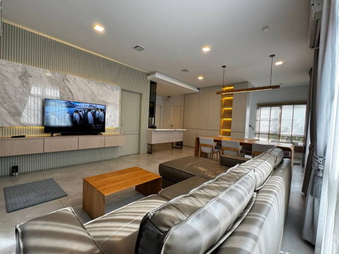 MN008993 | 4Bed | 5Bath | MRT Bang O | 222sqm | THB 110,000/mo | Fl.1 — Singlehome Mantana Onnut - Wongwaen 1 Bangkok