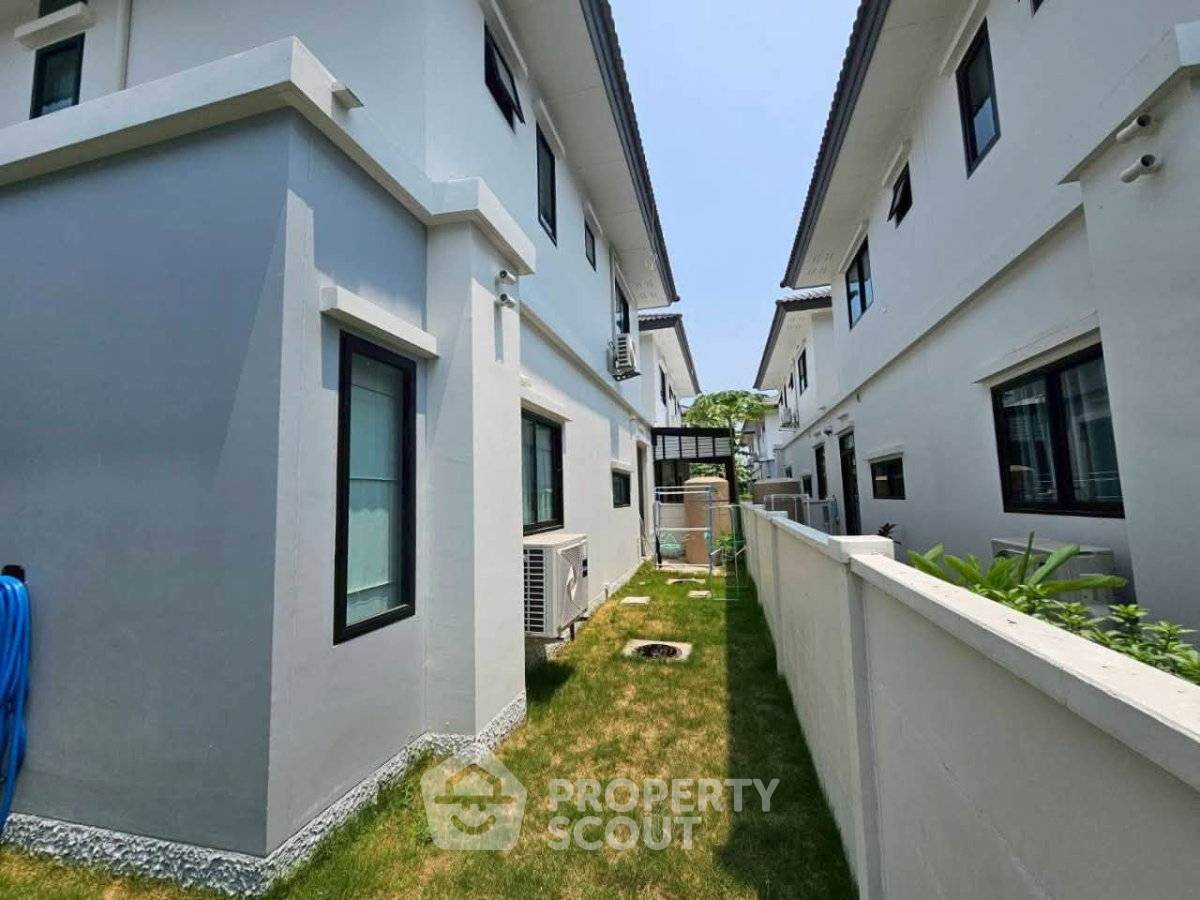 รูป บ้าน 3-ห้องนอน ที่ บริทาเนีย บางนา กม.26 ใน บางบ่อ (ID 3317318) - รูปที่ 15/16