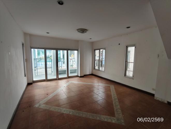 picture HOME 37 Sq.w. Wang Thonglang Bangkok for 5.8M - 6/45