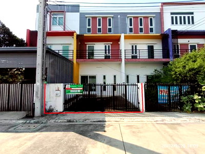 Townhouses for sale Makro Bangbuathong : TOWN HOUSE 23.2 Sq.w. Bang Yai Nonthaburi for 2.6M
