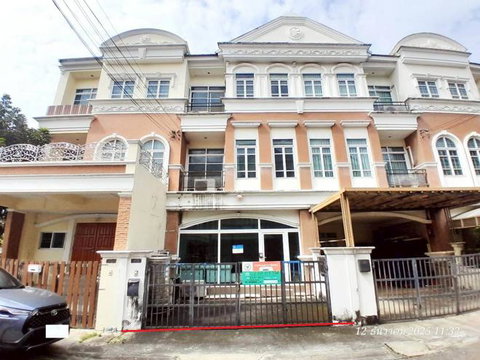 TOWN HOUSE 24.8 Sq.w. Lak Si Bangkok for 4M