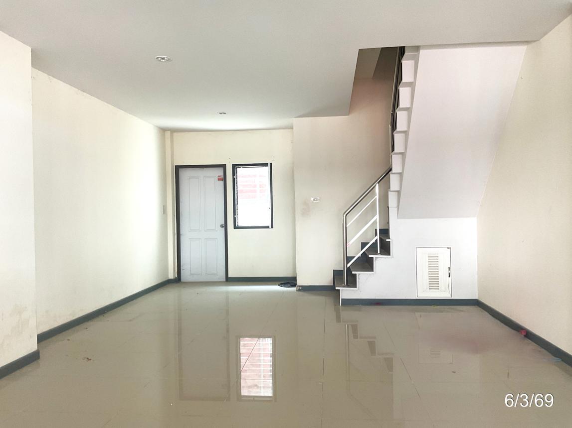 picture TOWN HOUSE 17.9 Sq.w. Pluak Daeng Rayong for 1.9M - 14/25