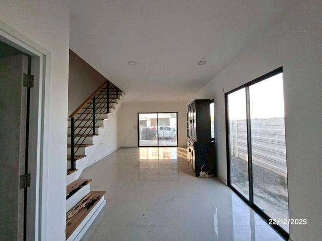 picture TOWN HOUSE 25.2 Sq.w. Lam Luk Ka Pathumthani for 1.3M - 2/27