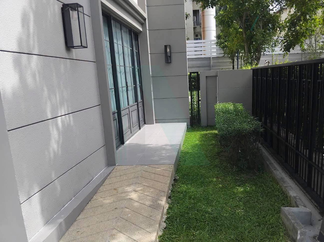 รูป ขายบ้านเดี่ยว โครงการ เดอะ ซอนเน่ ศรีนครินทร์-บางนา 3 ชั้น 4 ห้องนอน 4 ห้องน้ำ - รูปที่ 4/8