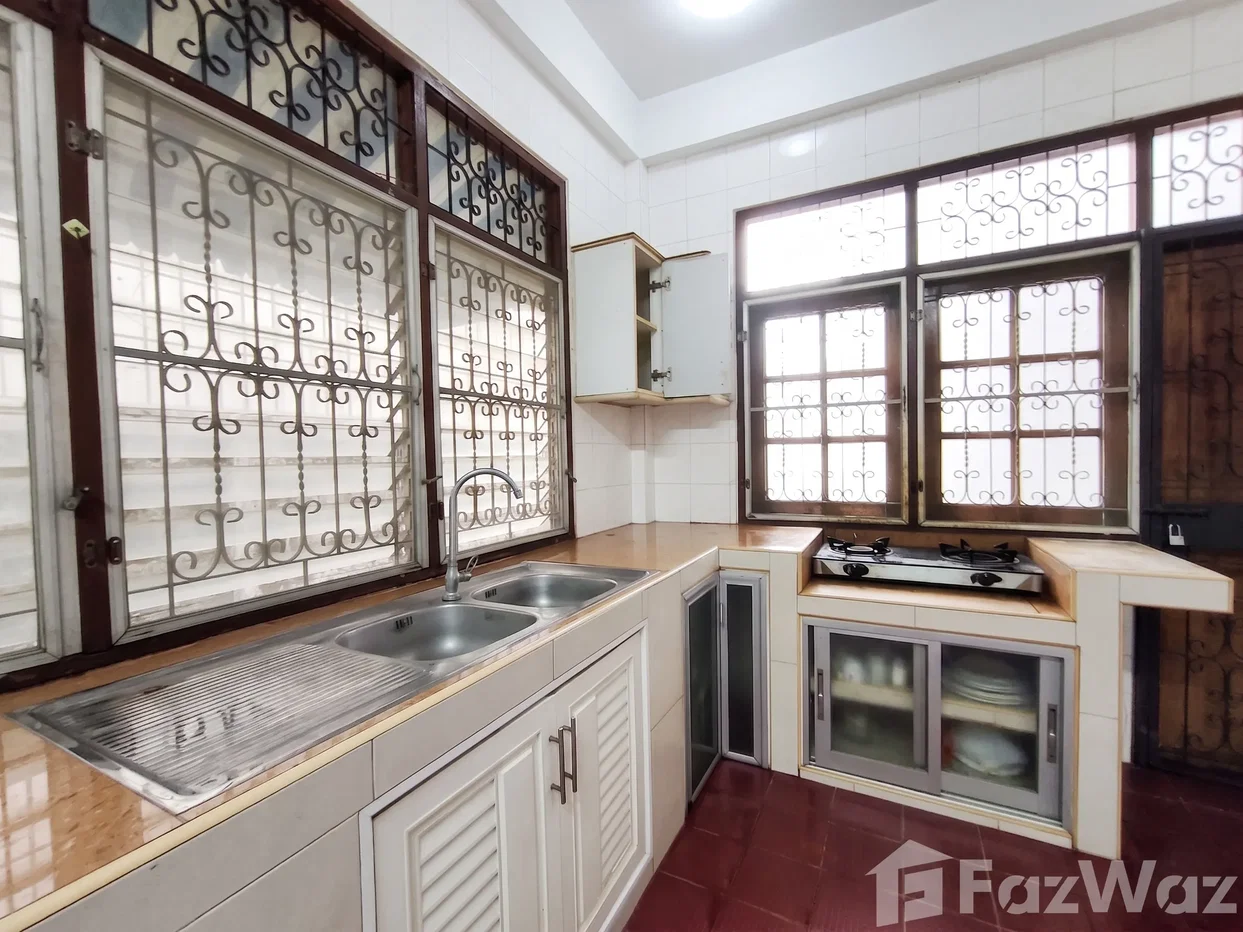 picture Baan Wichit Nakhon 2 6788304 - 5/24