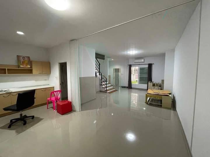 3-bed townhouse for sale, 100 sqm, 28 sq wah, Grand Ville Donmuang-Songprapa 30