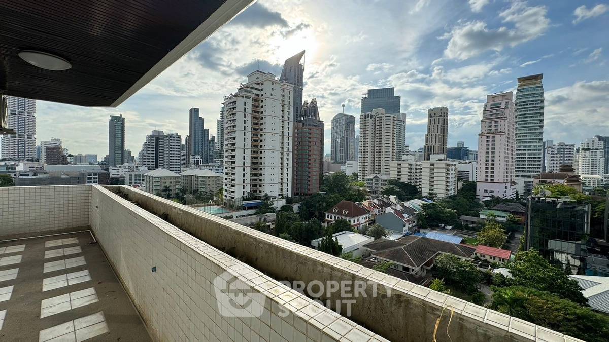 รูป คอนโด 3-ห้องนอน ที่ ริชมอนด์ พาเลส คอนโดมิเนียม ใกล้ BTS พร้อมพงษ์ (ID 3318994) - รูปที่ 22/31