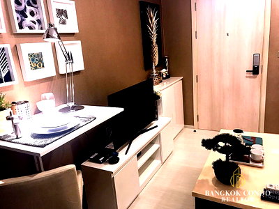 Condos for rent : 🍀🍀 Beautiful condo 🌸 For Rent📌 Rhythm Sukhumvit 42 (Line:@rent2022) BTS Ekkamai✨Ready to move in 🔖 A00007