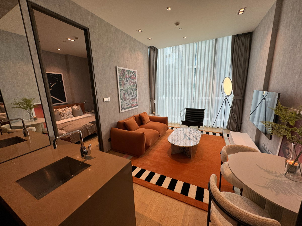 รูป Condo for RENT : 28 Chidlom  𝐒𝐢𝐳𝐞 :  45 sqm.  𝐓𝐲𝐩𝐞 : 1 Bedroom /1 Bathroom / City view   𝐅𝐥𝐨𝐨𝐫 : 14  ✅Fully furnished - รูปที่ 3/11