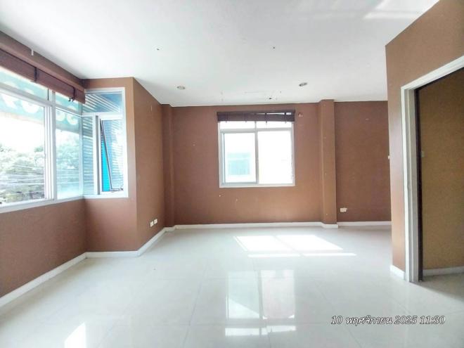 picture TOWN HOUSE 18 Sq.w. Bang Khen Bangkok for 3.6M - 7/29