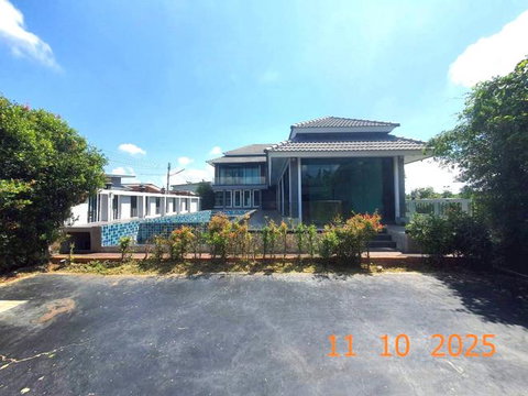 HOME 120 Sq.w. Saraphi Chiang Mai for 5.1M