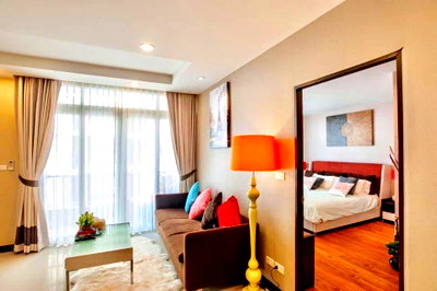 Condos for rent 700 Year Sports Arena Chiang Mai : The Unique @Nimman condo for rent 1bedroom :  Tel. 082-3899314 (Boo)