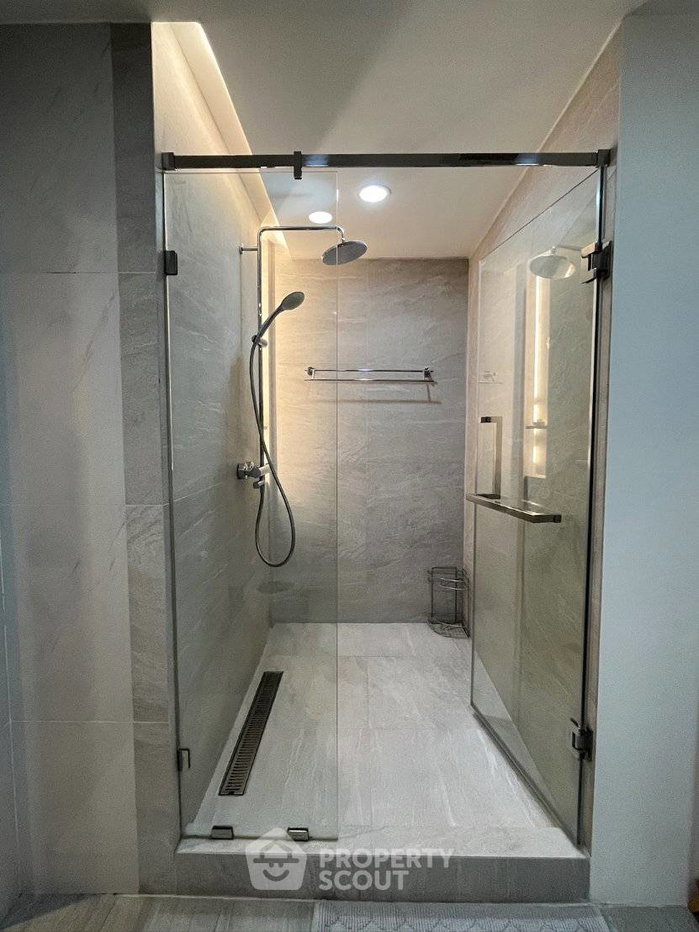 รูป 2 ห้องนอน ชั้น 21 พื้นที่ 161 ตร.ม. Langsuan Ville ห่าง BTS ราชดำริ 300 ม. (ID 3321362) - รูปที่ 6/6
