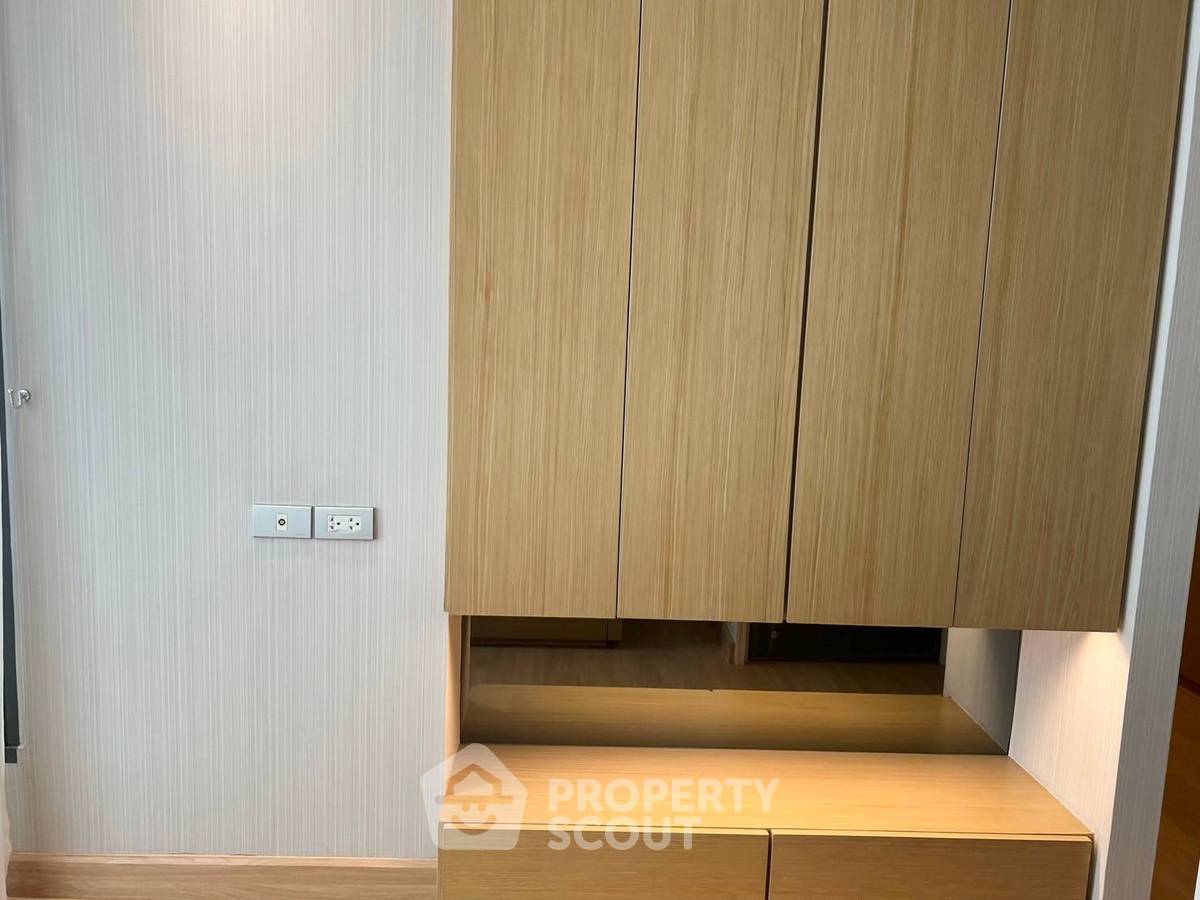 picture 1-BR Condo at The Lumpini 24 near BTS Phrom Phong (ID 1974250) - 4/14