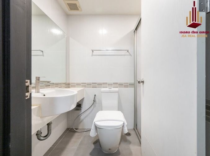 1-bed condo for sale, 32 sqm, Lumpini Place Borom Ratchachonni - Pinklao
