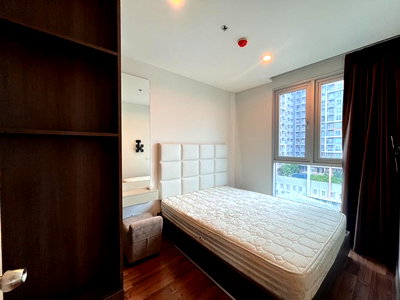 ขายคอนโด : 💥รหัส CWTP080025S💥 📢📢For Sale Chewathai Interchange (2 Bed 52.13 ตร.ม/5.20 ล้าน) ชั้น 8 ติด MRT/ใกล้ตลาด สนใจ Line ID: @atfirm