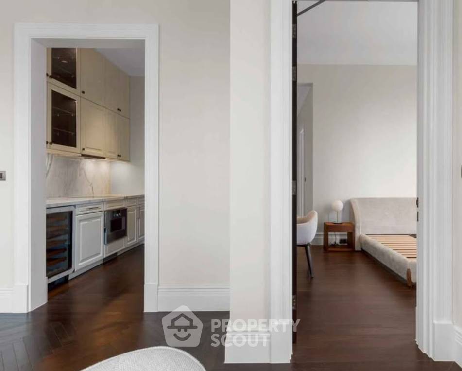 picture Pet-Friendly 2-BR At 98 Wireless, 200m To BTS Phloen Chit (ID 3300156) - 4/7