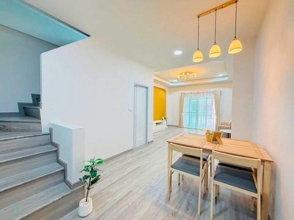 รูป ขายทาวน์โฮมรีโนเวทใหม่ ม.โกลเด้นท์เพลส เครือสหพัฒน์ ศรีราชา - รูปที่ 15/15