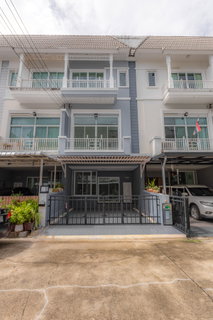 Ready to Move, Freshly Renovated House