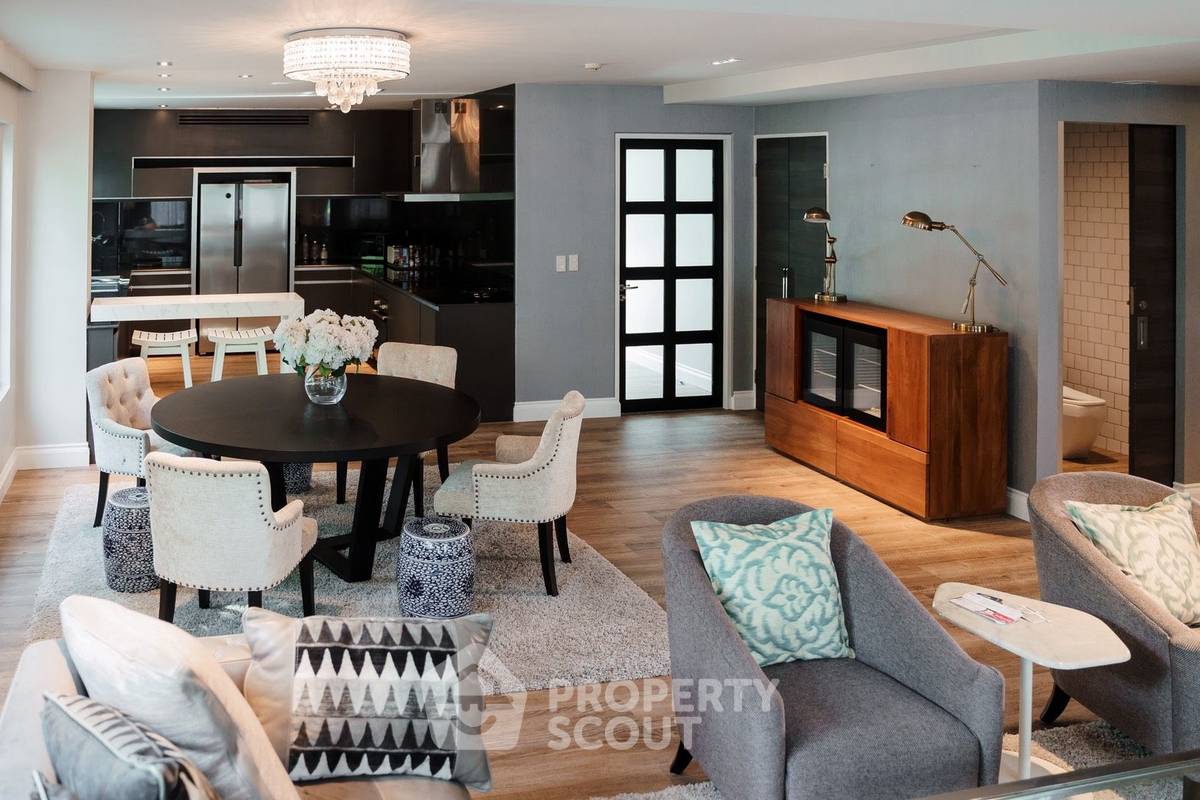 รูป คอนโด 3 ห้องนอน 185 ตร.ม. Penthouse Condominium ใกล้ BTS พระโขนง (ID 3317421) - รูปที่ 1/17