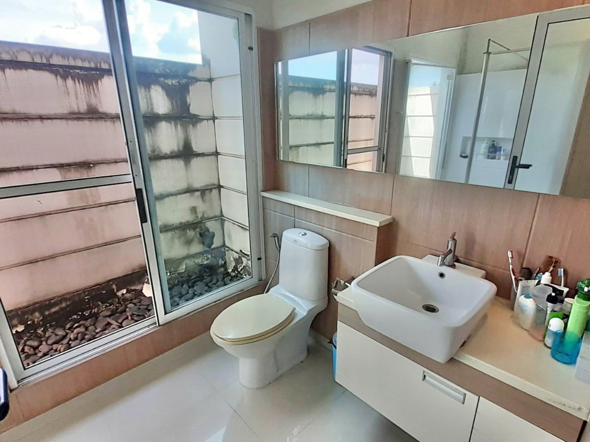 รูป ขายบ้านเดี่ยว นันทวัน สาทร-ราชพฤกษ์ หลังมุม 111 ตร.ว. ต้นโครงการ สวนใหญ่ ใกล้ BTS-MRT บางหว้า เพียง 17.9 ล้าน - รูปที่ 32/60