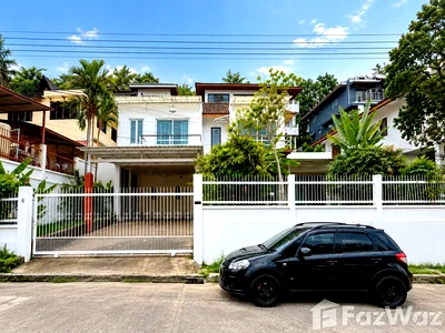 Houses for rent Phuket : 5 Bedroom House for rent in Talat Yai, Phuket  6788017