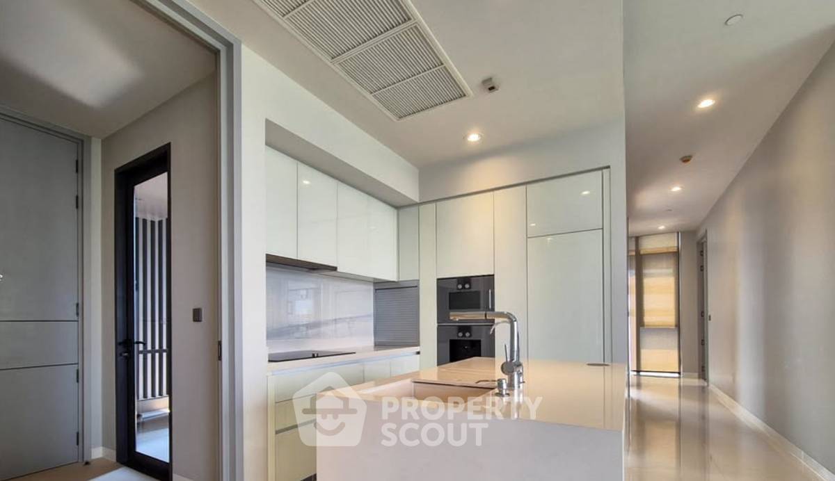 picture 2-BR Condo at Vittorio Sukhumvit 39 near BTS Phrom Phong (ID 3311246) - 2/4