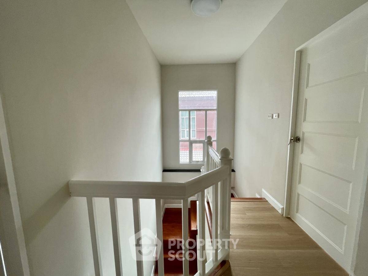 รูป บ้าน 3-ห้องนอน ใน บางขุนกอง (ID 1698575) - รูปที่ 3/6