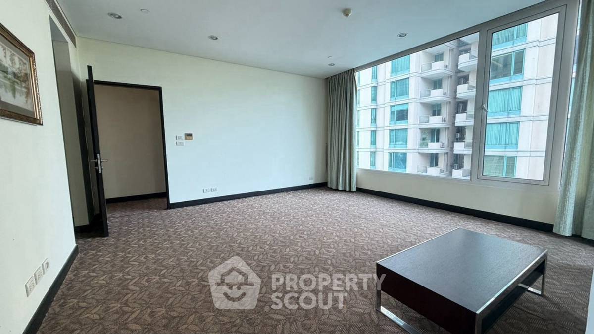 picture Spacious 2-BR 151 Sqm At The Park Chidlom Near BTS Chit Lom (ID 3320448) - 6/12