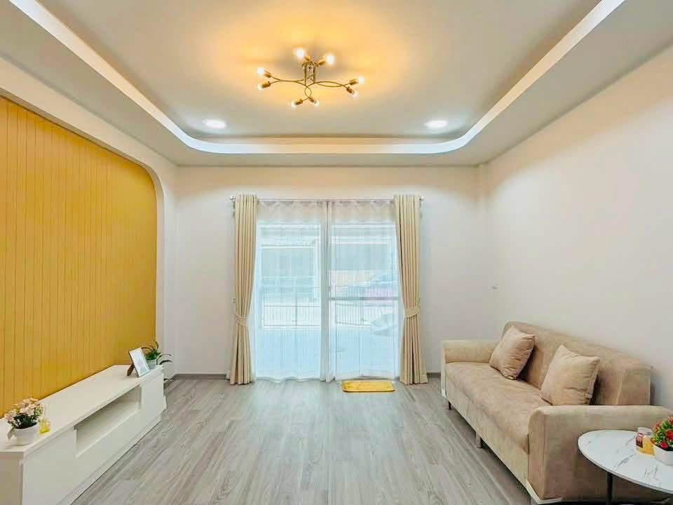 รูป ขายทาวน์โฮมรีโนเวทใหม่ ม.โกลเด้นท์เพลส เครือสหพัฒน์ ศรีราชา - รูปที่ 10/15