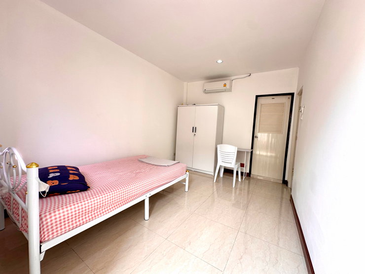 picture Luxury Detached Home for Rent — Sutthisan Area  7 Bedrooms  7 Bathrooms 512 SQ.M. - 35/47
