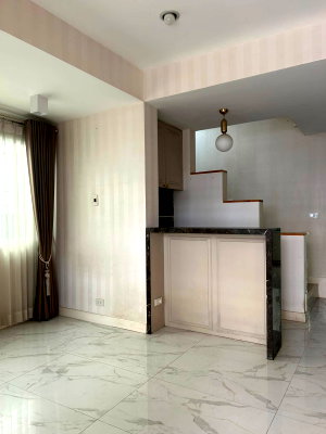 Townhouses for rent Huai Khwang : [VR0874] 🔥 45,000/Month | 3-Storey Townhouse Sutthisan Soi 20 Mithuna 25 sq.w. (Built-in + Walk-in Closet)  Near MRT Sutthisan & Huai Khwang🔥
