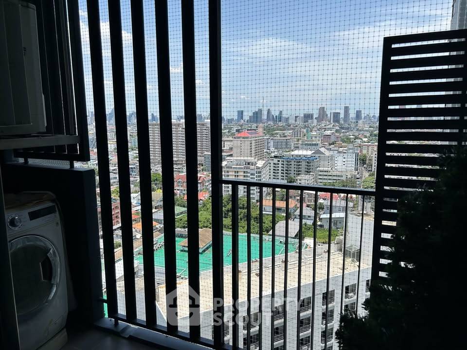 รูป คอนโด 1 ห้องนอน ชั้น 19 Quinn Condo Ratchada 17 ใกล้ MRT สุทธิสาร (ID 3319795) - รูปที่ 13/14