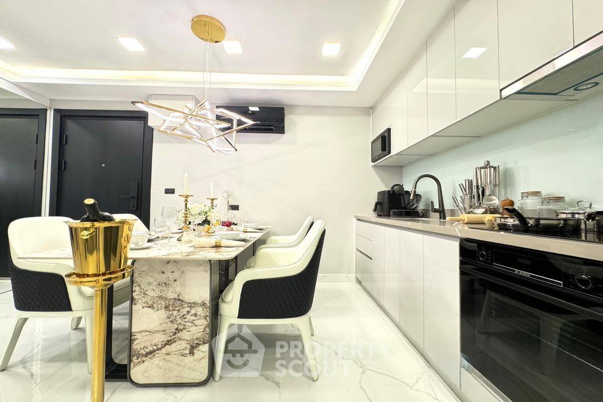 รูป คอนโด 2-ห้องนอน ที่ แกรนด์ โซแลร์ พัทยา ใกล้ พัทยาใต้ (ID 2594582) - รูปที่ 4/6