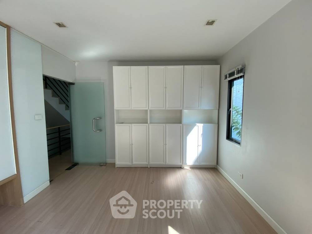 รูป ทาวน์เฮาส์ 3 ห้องนอน ขนาด 190 ตร.ม. ที่ Plex Bangna (ID 2053793) - รูปที่ 9/15