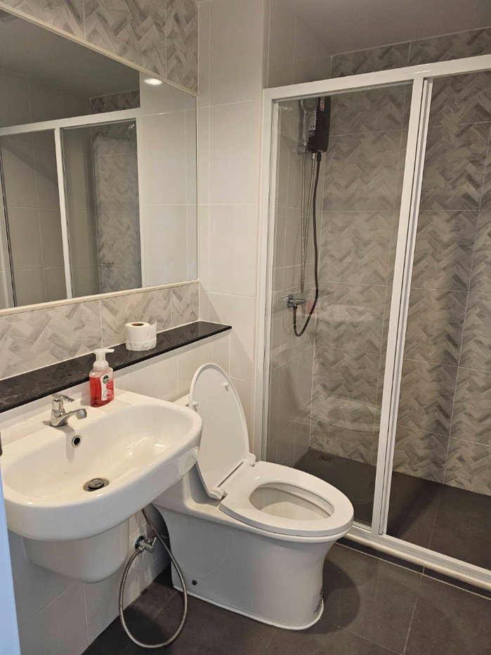 รูป รีเจ้นท์ โฮม บางนา อาคาร D ชั้น20 28ตรม 8500/เดือน โทร|ไลน์ 06362627222 ID0636262722 - รูปที่ 7/10