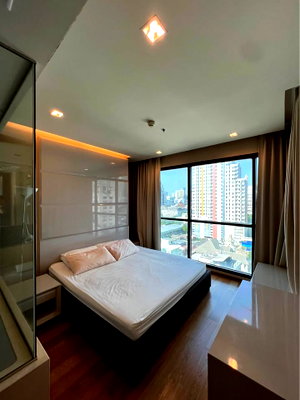ขายคอนโด : ST779/ขาย คอนโดหรู The Address สาทร ชั้น 12 ห้องใหญ่ 80.47 ตร.ม. 2 ห้องนอน 2 ห้องน้ำ ใกล้ BTS