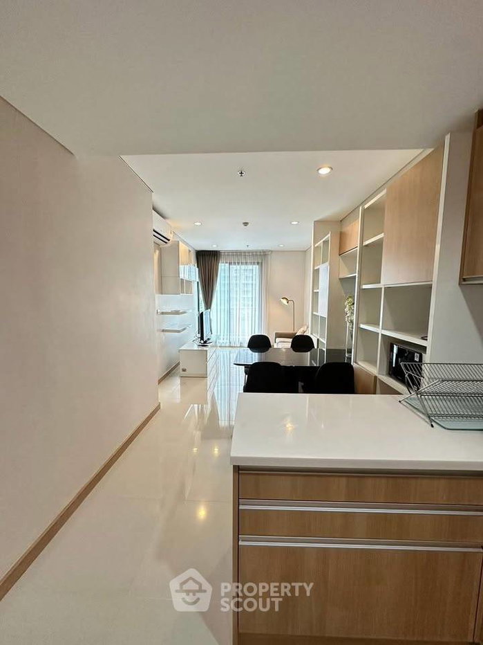 รูป ใกล้ MRT เพชรบุรี เพียง 200 ม. | 1 ห้องนอน Villa Asoke (ID 3319820) - รูปที่ 1/5