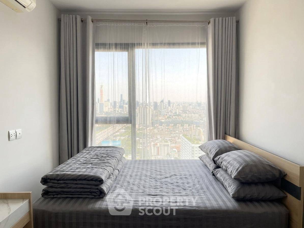 picture 2-BR Condo Life Asoke - Rama 9 Near MRT Phra Ram 9 (ID 3185878) - 5/9