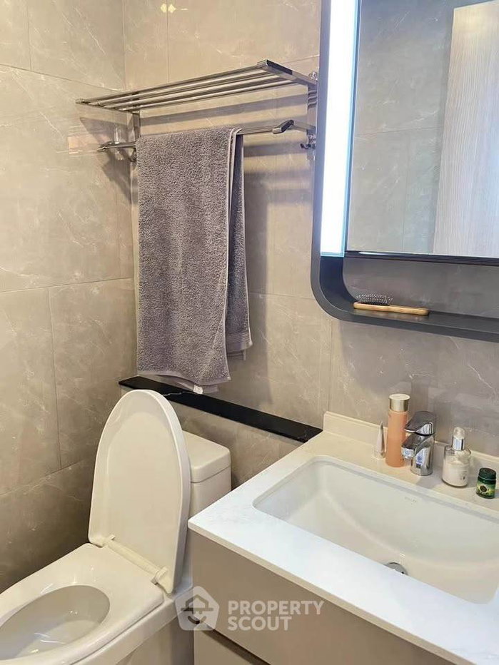 picture 2-BR Condo at One 9 Five Asoke - Rama 9 near MRT Phra Ram 9 (ID 3319878) - 2/9